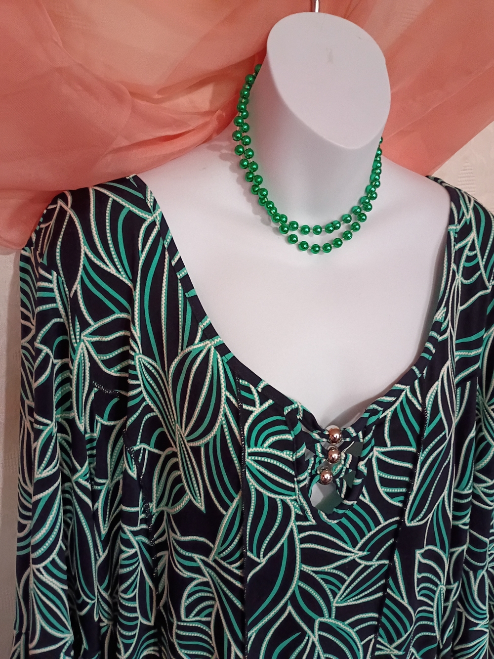 C Est. 1946 Ladies Black Dress with Mint Leaf Print - Long Sleeve Sz 24W - Picture 4 of 9